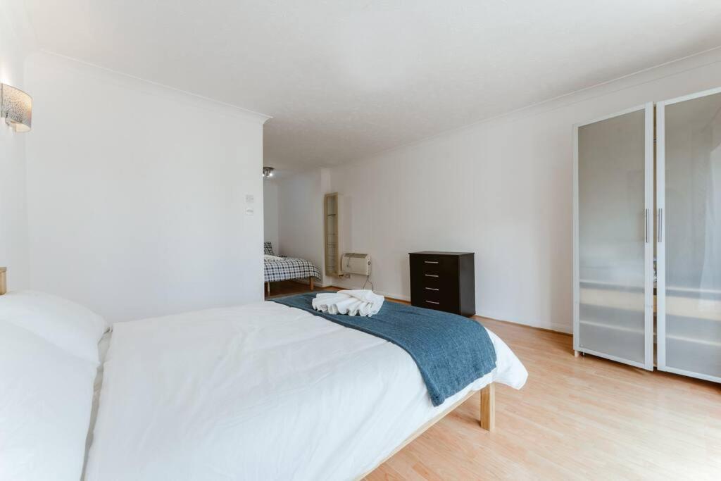 Up To 4 People, Room In A Share House Next To London Bridge Εξωτερικό φωτογραφία