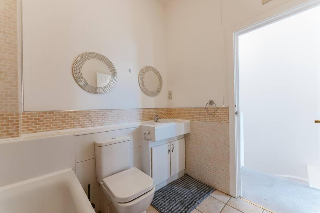 Up To 4 People, Room In A Share House Next To London Bridge Εξωτερικό φωτογραφία